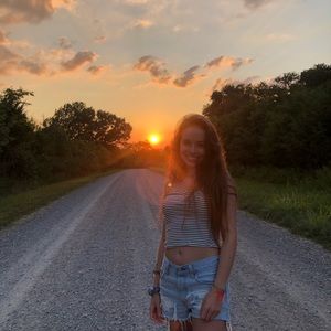 Meet your Posher, Maria